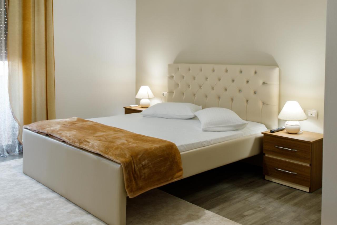 The Luxe Apartments Гирокастра Экстерьер фото