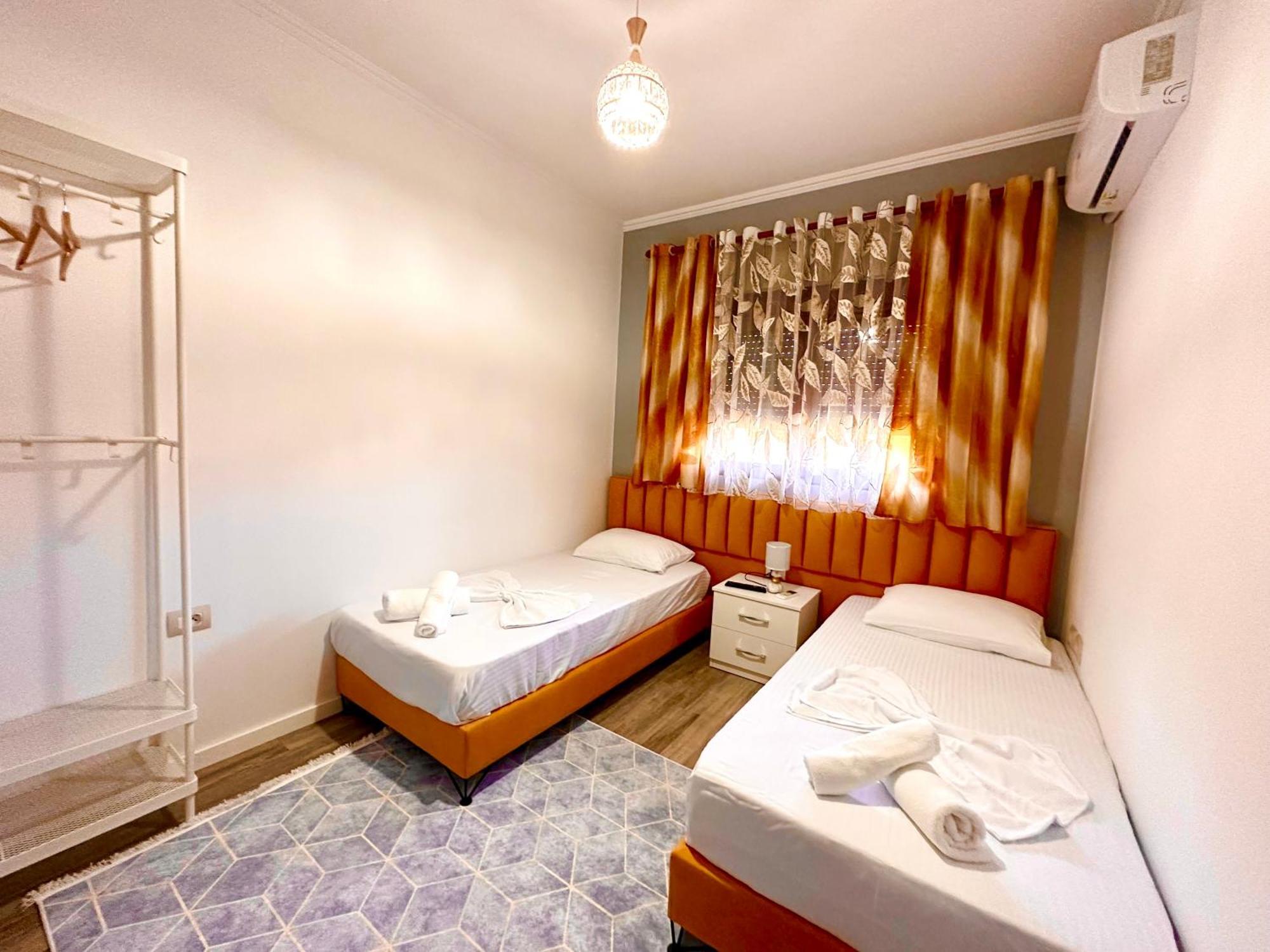 The Luxe Apartments Гирокастра Экстерьер фото