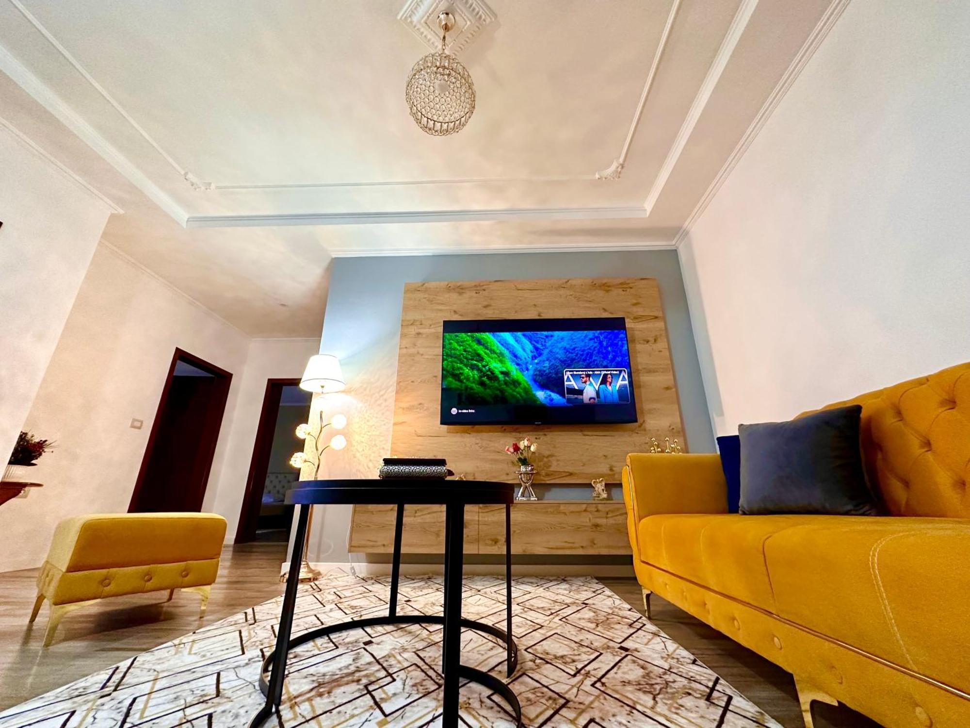 The Luxe Apartments Гирокастра Экстерьер фото