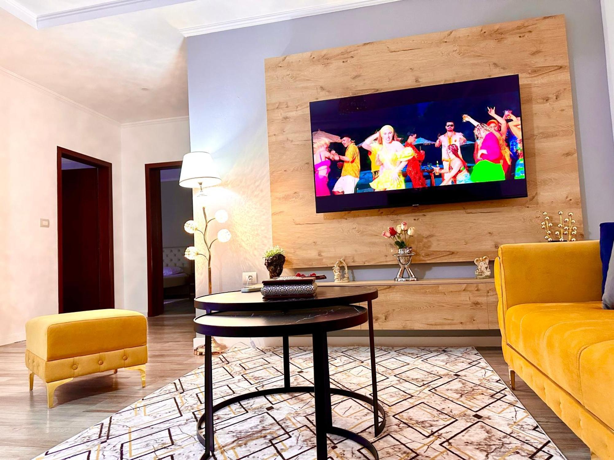 The Luxe Apartments Гирокастра Экстерьер фото